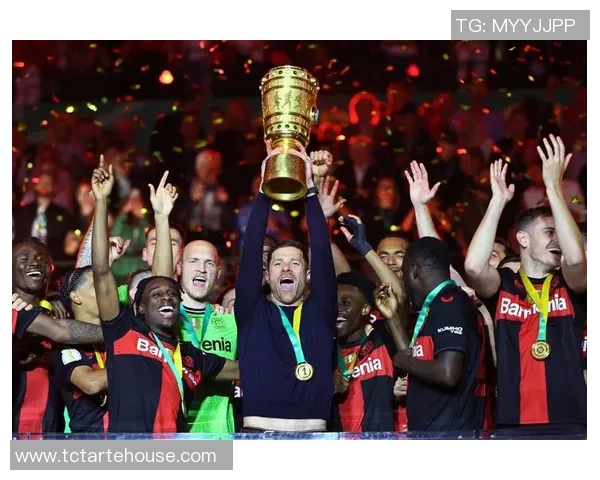 2020年巴黎圣日耳曼对阵曼联精彩比赛录像回放全程回顾与分析